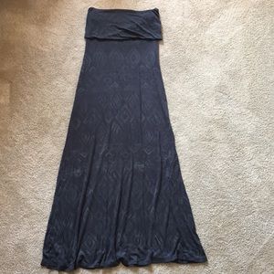 Billabong long skirts size small